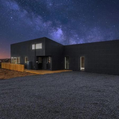 Luxury Log Home With A Hot Tub Selfoss Esterno foto