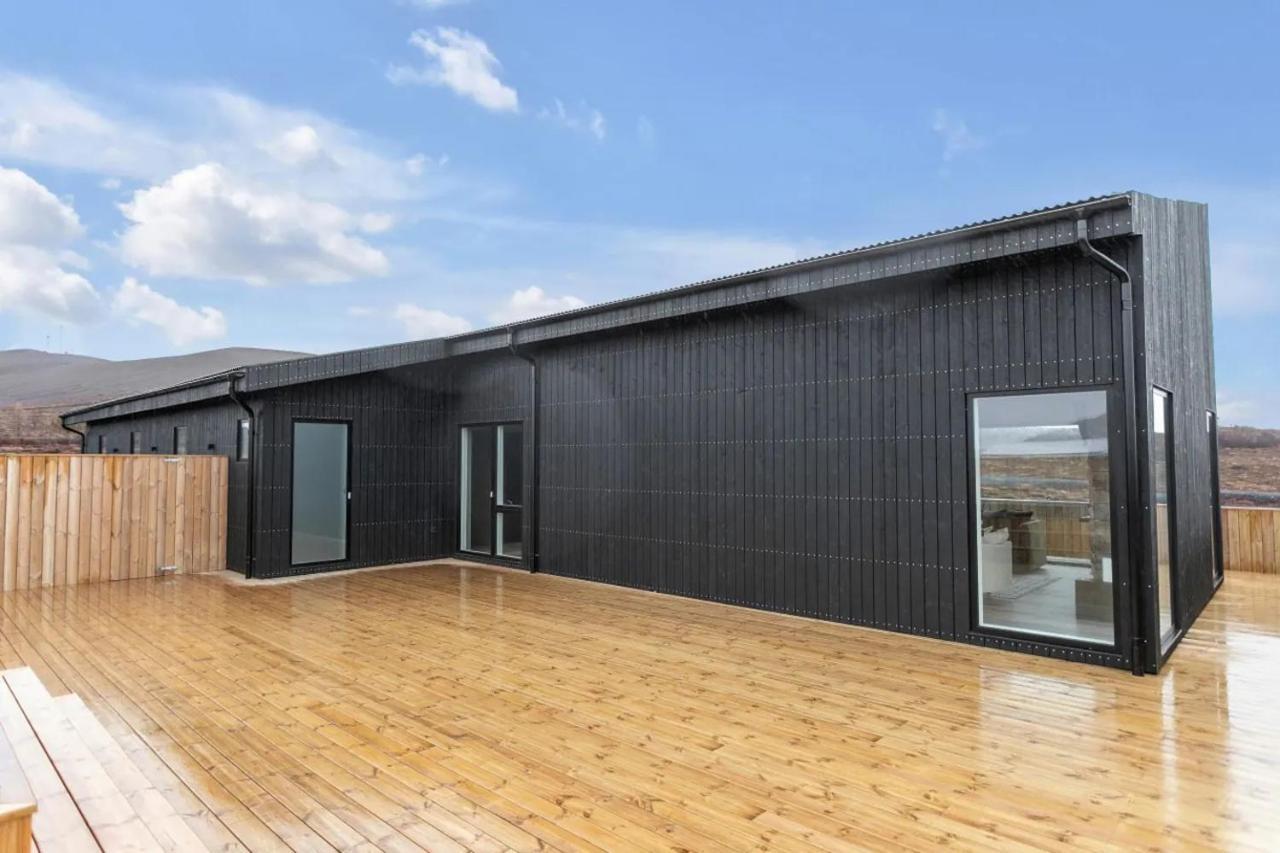 Luxury Log Home With A Hot Tub Selfoss Esterno foto